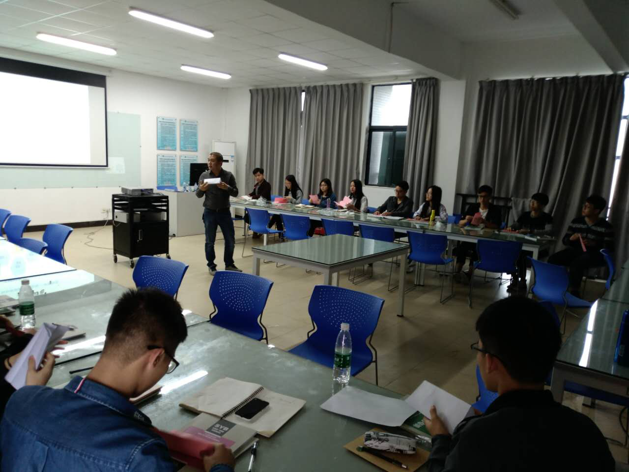 智通学习创业培训走进东莞理工学院02