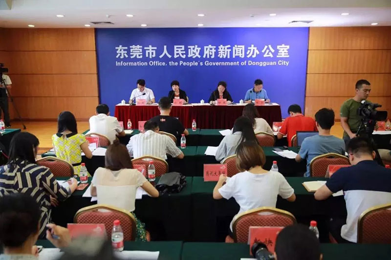 智通智能制造学院参加市新闻发布会，落实技能人才之都政策01